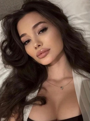 Лия - Индивидуалка СПб, размер груди 3, метро Горьковская